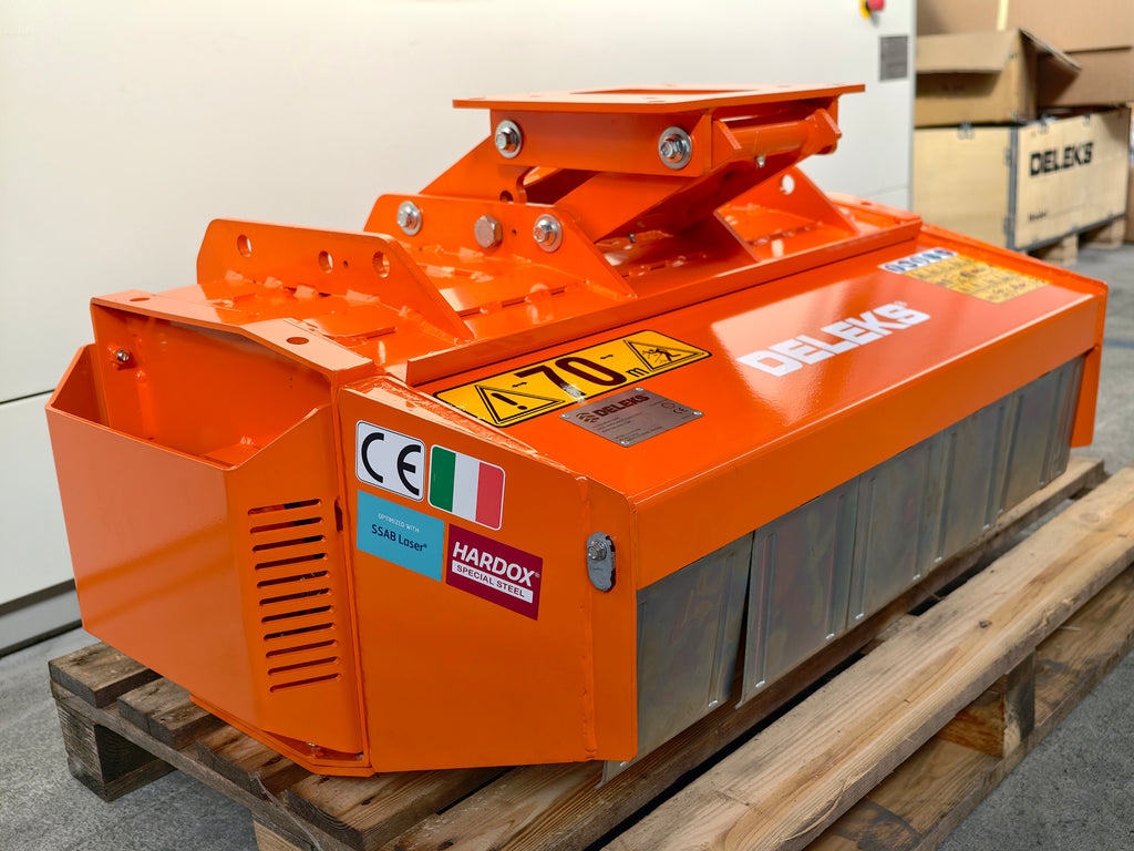 DELEKS ARJ mulcher head side view on a pallet