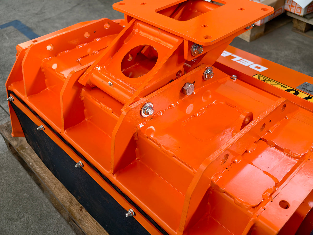ARJ Hydraulic Forestry Mulcher Attachment for 2–5 Ton Mini Excavators – DELEKS®