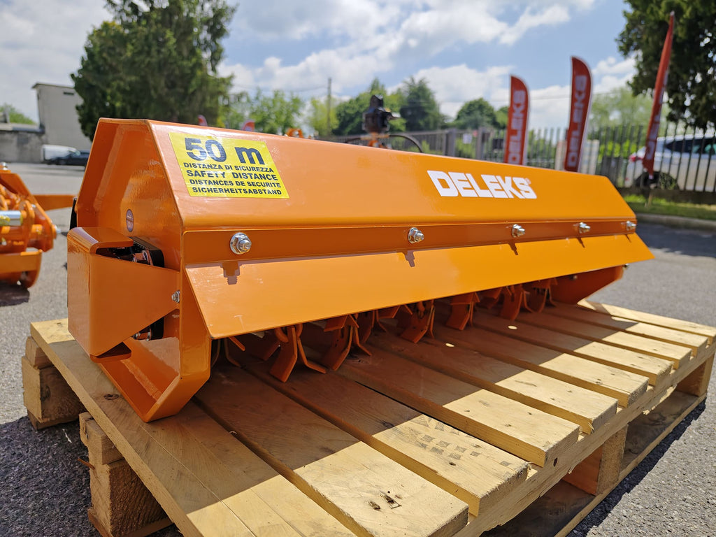 AR Hydraulic Forestry Mulcher Attachment for 1–2 Ton Mini Excavators – DELEKS®