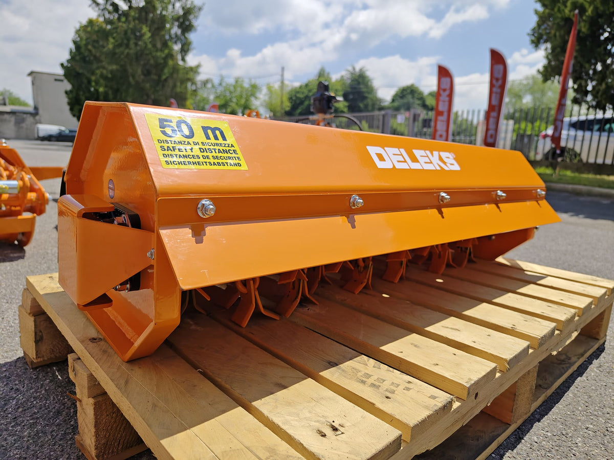 AR Hydraulic Forestry Mulcher Attachment for 1–2 Ton Mini Excavators – DELEKS®