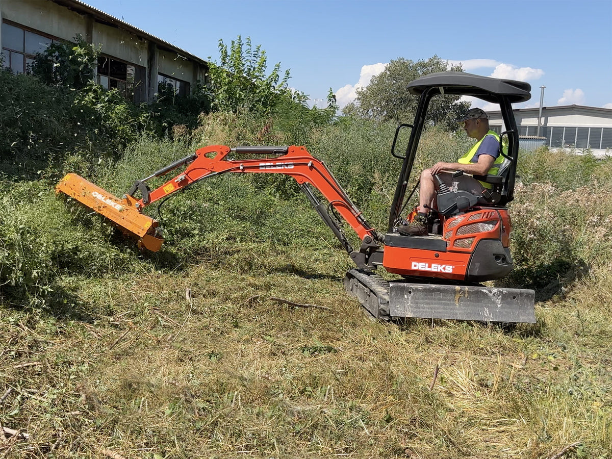 AR Hydraulic Forestry Mulcher Attachment for 1–2 Ton Mini Excavators – DELEKS®