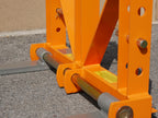 Close-up of the frame and hitch pins on the DELEKS D-700 pallet forks