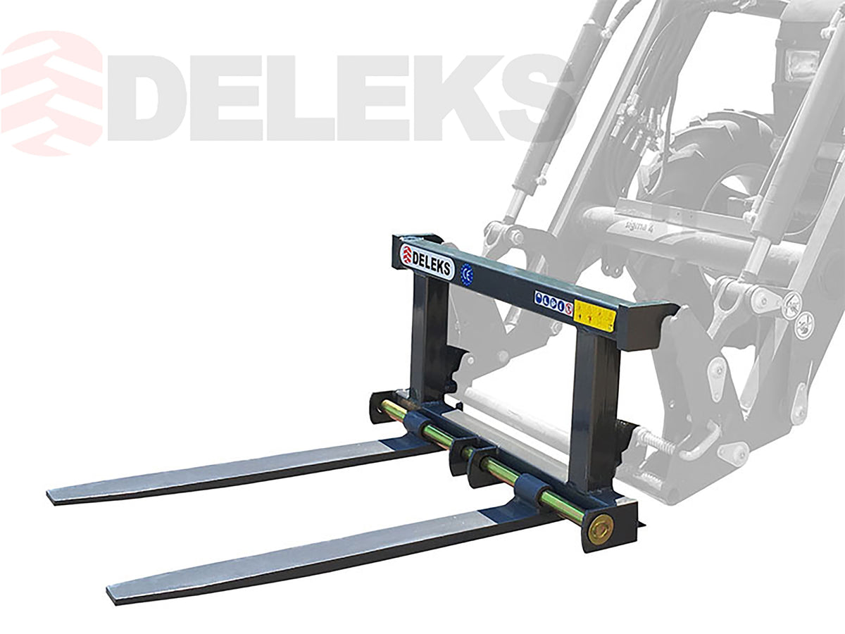 DELEKS D-700E pallet forks on a tractor front loader, render