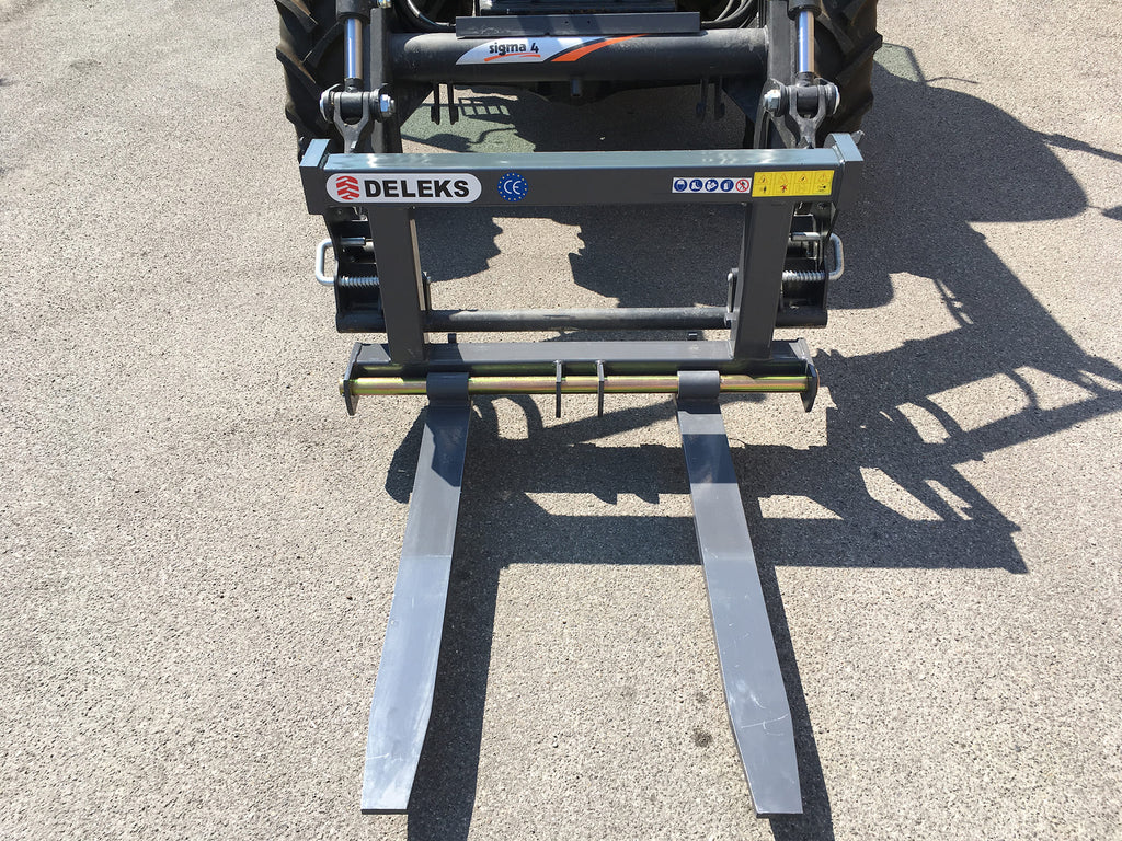 Pallet Forks for Front Loader, D-700E