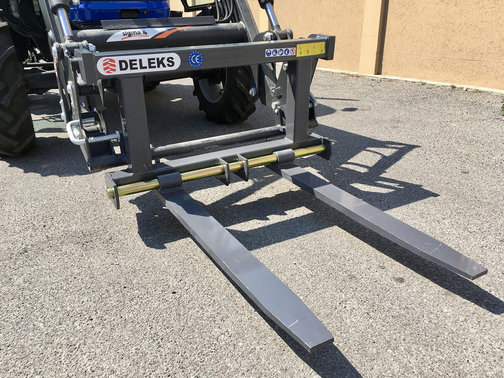 Pallet Forks for Front Loader, D-700E