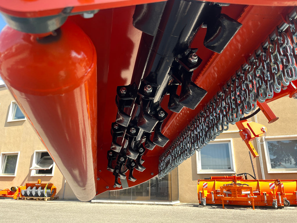 GIRAFFA - OFFSET VERGE FLAIL MOWER 40-70HP
