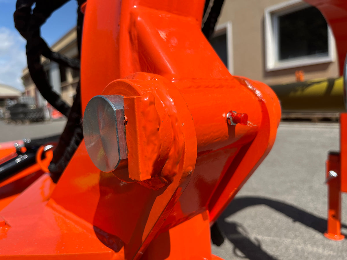 GIRAFFA - OFFSET VERGE FLAIL MOWER 40-70HP