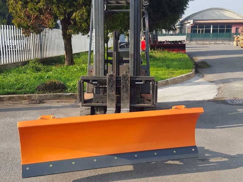 Snowplow for tractor, forklift, skid steer loader