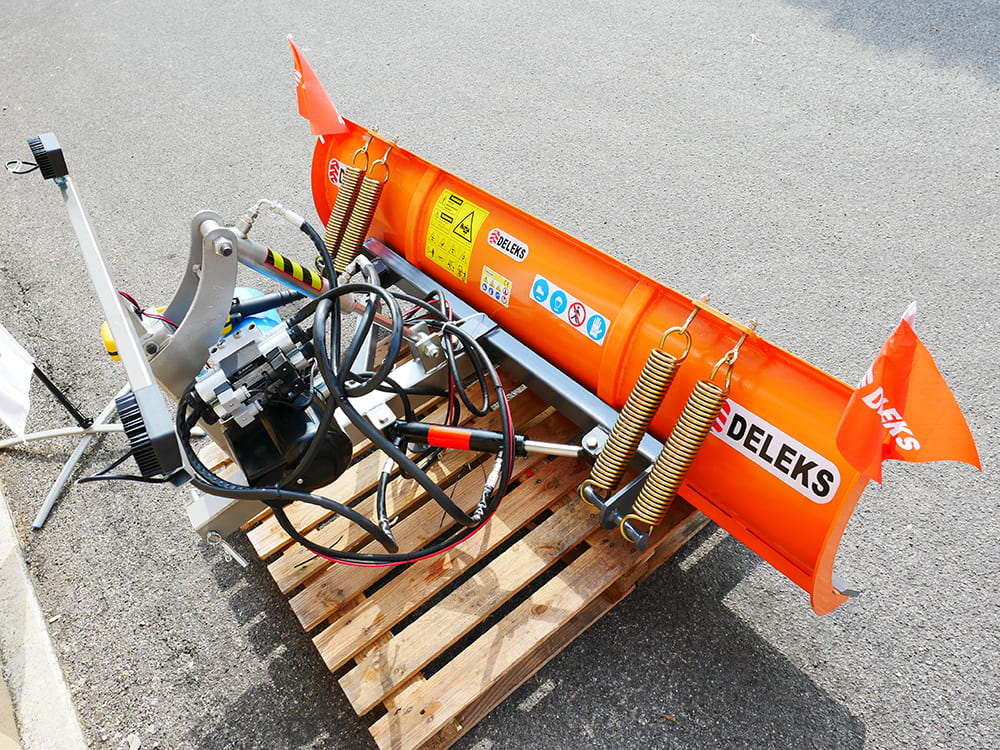 Snowblade for Off-Road Vehicles