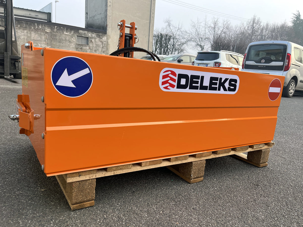 Bucket - Transport Box for Tractors with Rear Panel – HARDOX® & SSAB Steel Construction